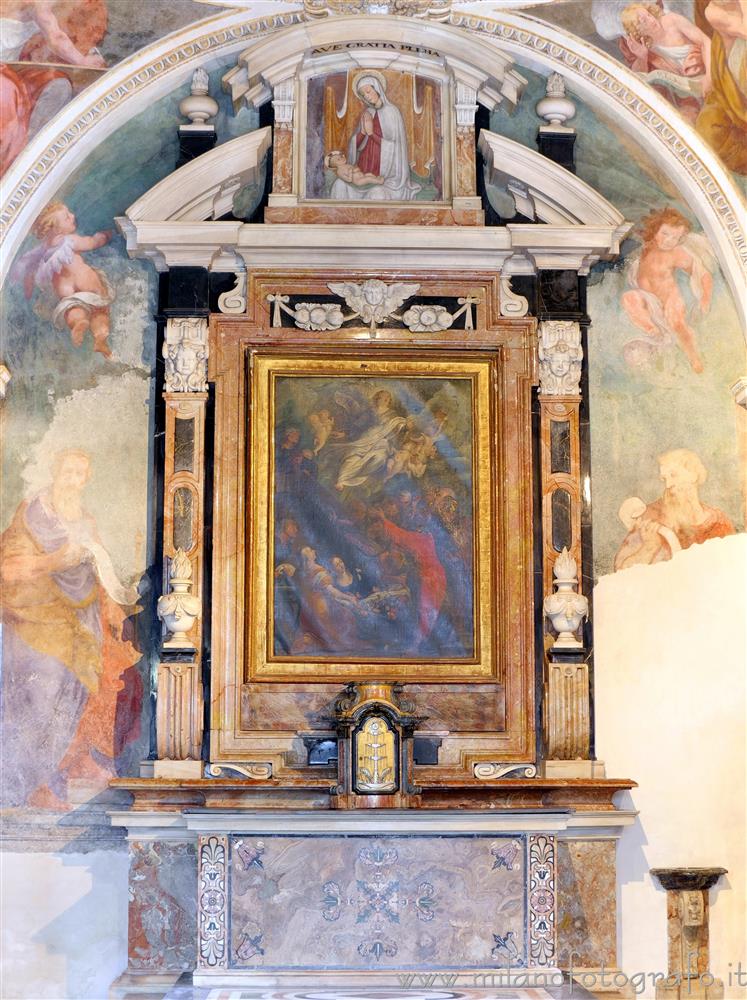 Milano - Altare della Cappella di San Paolo nel complesso della Cappella Portinari